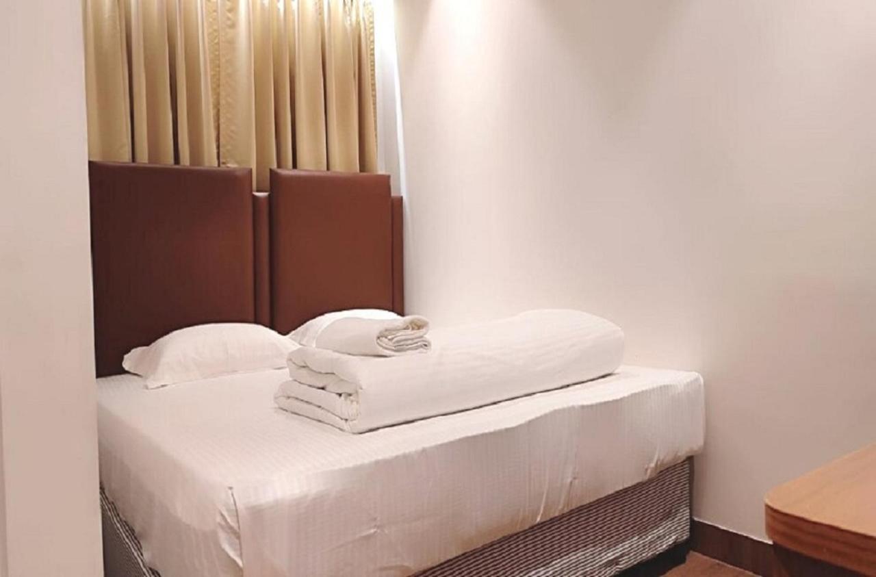 Staymaker Hotel Mohan Palace Baharampur 외부 사진