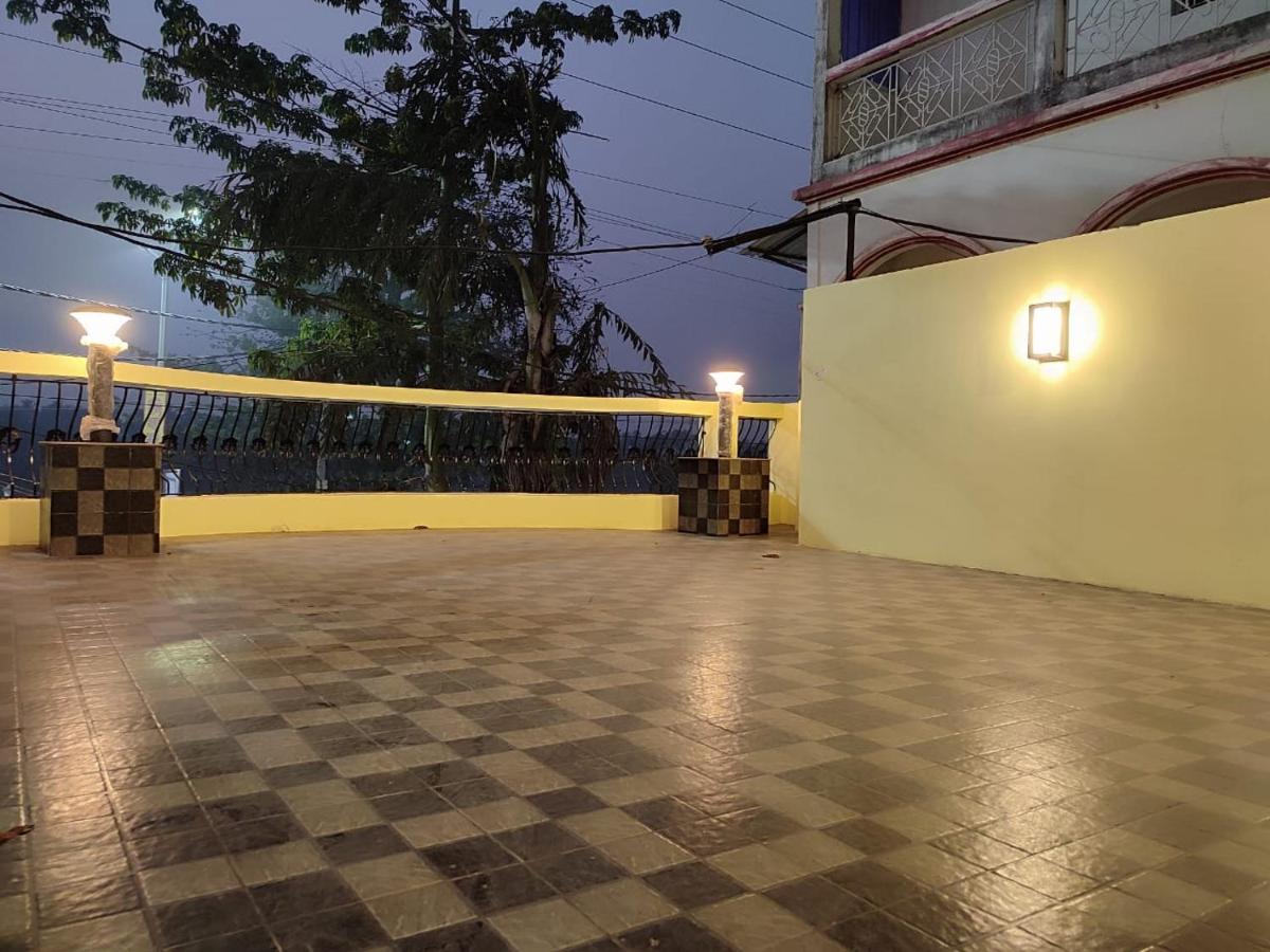 Staymaker Hotel Mohan Palace Baharampur 외부 사진