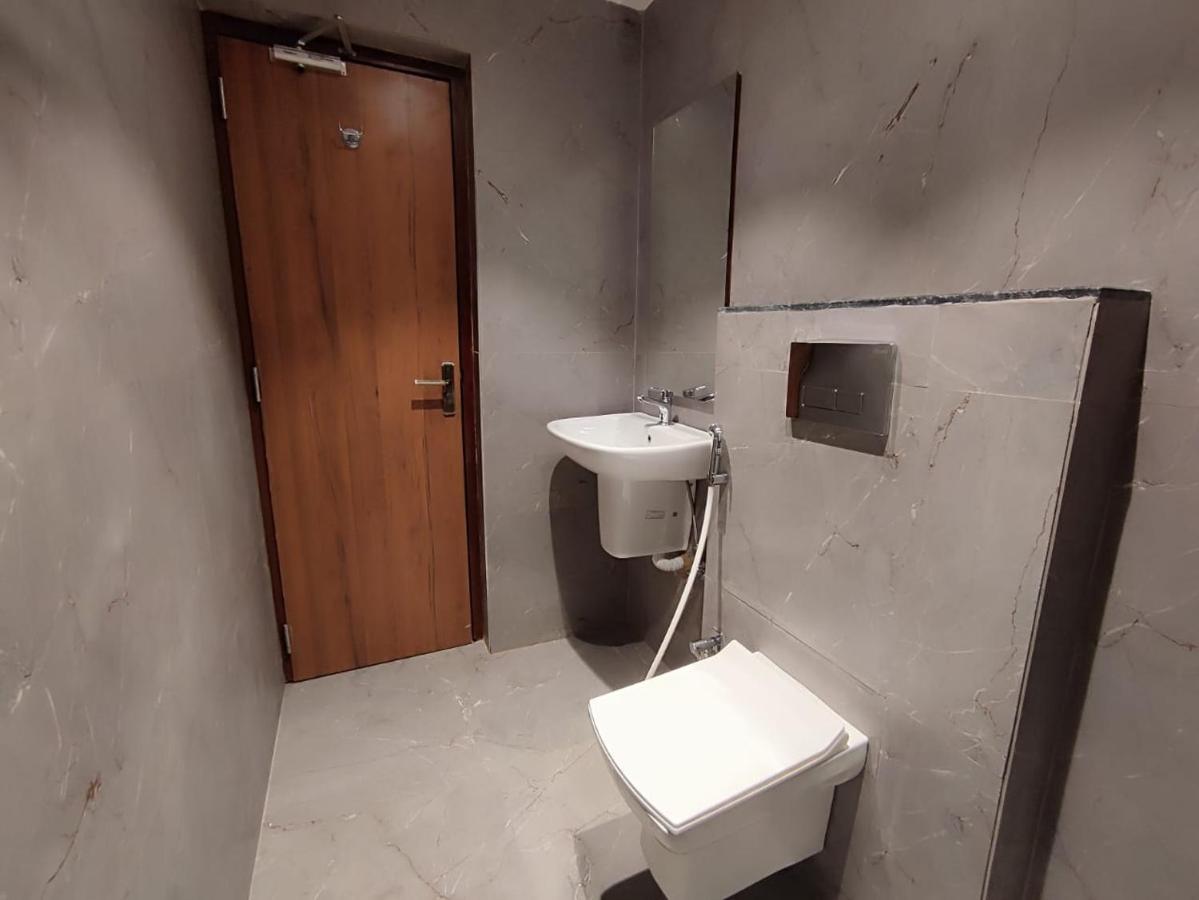 Staymaker Hotel Mohan Palace Baharampur 외부 사진
