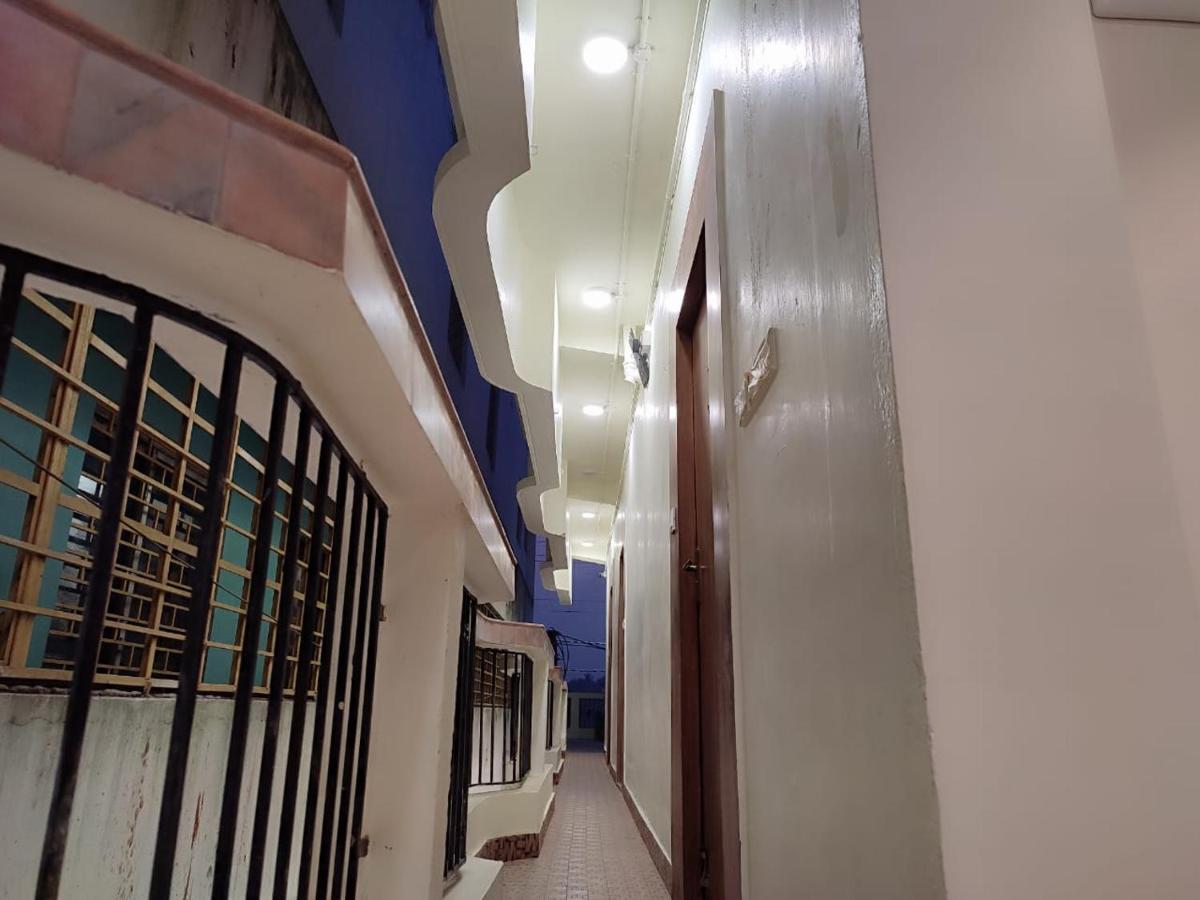 Staymaker Hotel Mohan Palace Baharampur 외부 사진