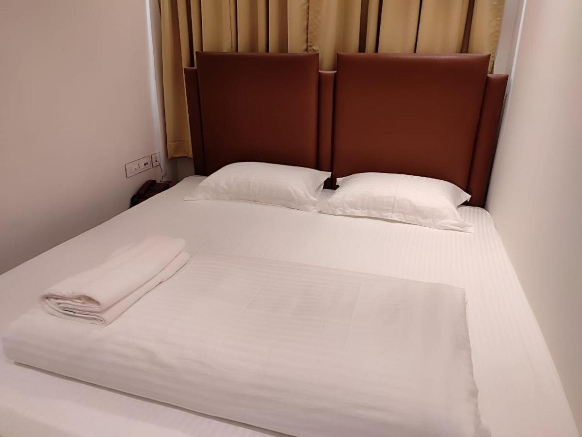 Staymaker Hotel Mohan Palace Baharampur 외부 사진