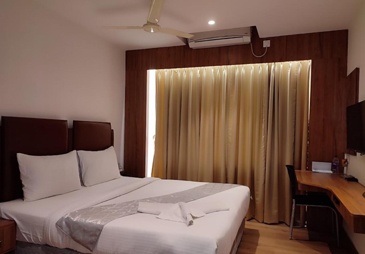 Staymaker Hotel Mohan Palace Baharampur 외부 사진